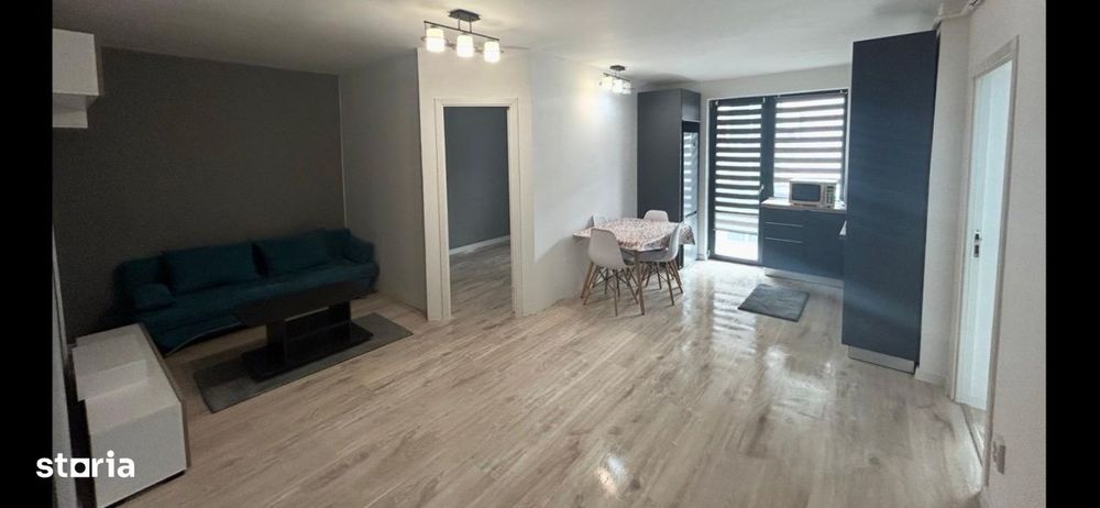 Apartament cu 3 camere, parcare, balcon, zona Stejarului — fotografia 1