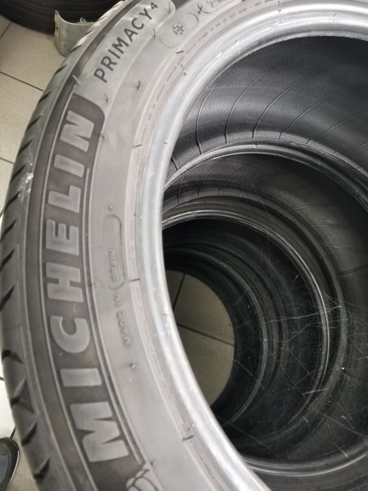 4 бр. Летни гуми 245 45 18 Michelin