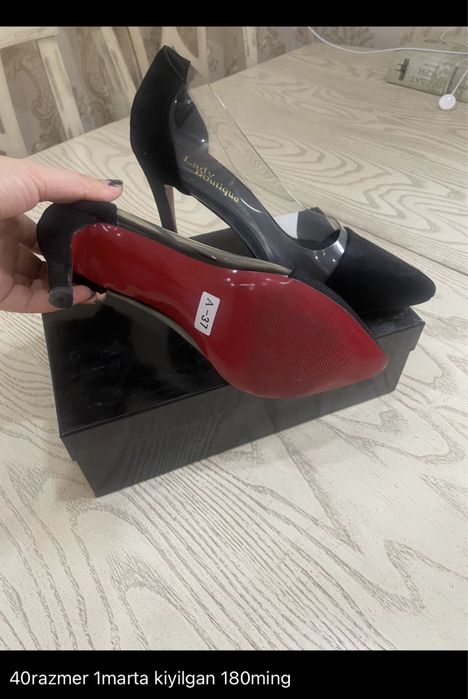Obuv original (39 40)razmerda