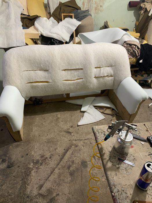 Перетяжка мебели