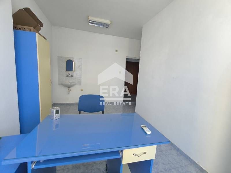 Дава се под наем Офис в Хасково, Дружба 1 - 33 кв.м за 159.12 € - Снимка #1