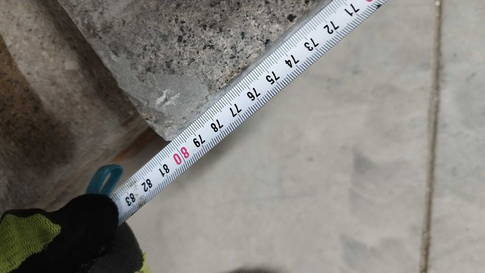 Гранитни плочи от български гранит 27 - 40/80/3