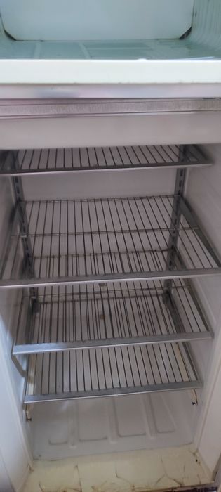 Холодильник Зил.