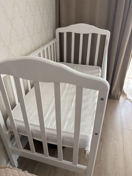 Кроватка с маятником 120*60
