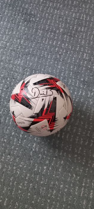 Minge kipsta europa legue semnata de jucătorii de la fcsb