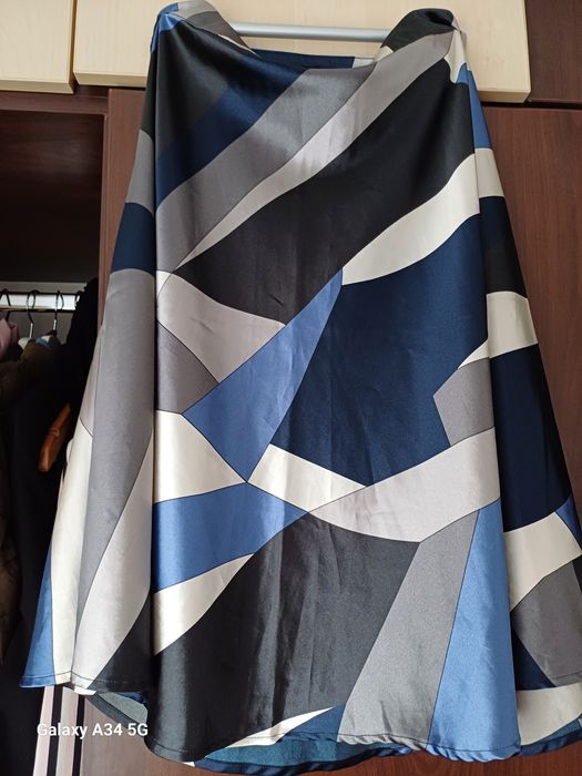 Rochii, salopete M-L impecabile