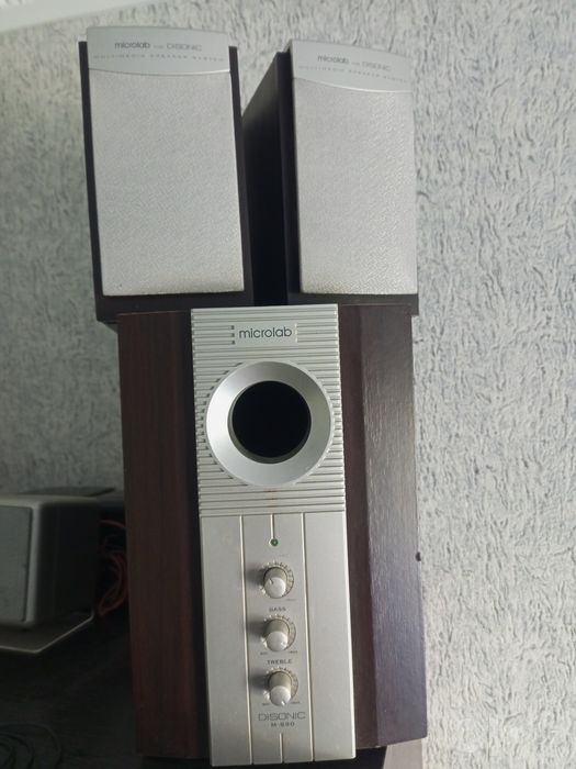 Продам microlab сабвуфер m-890