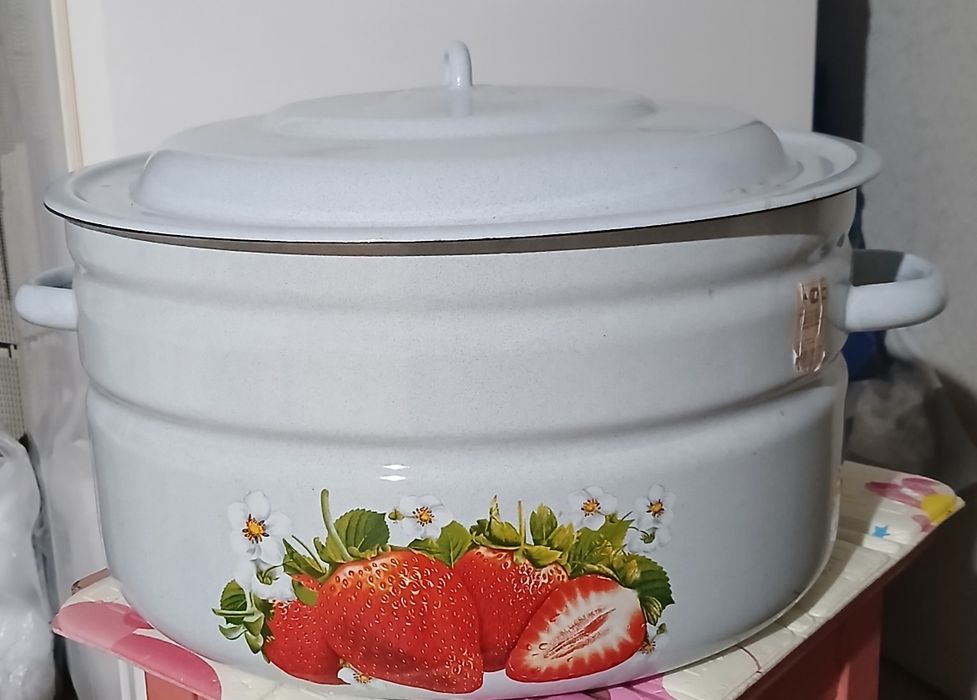 Кастрюля эмалированная 18 литров