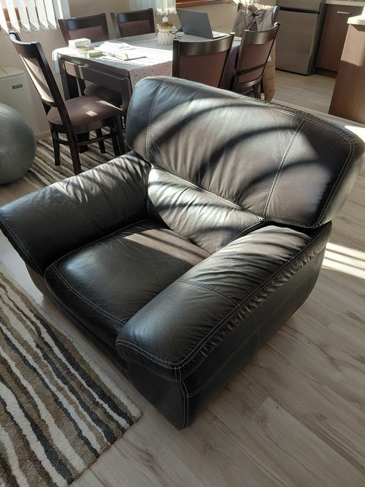 кожен фотьол с размери: Ш-110см., В-90см., Д-100см.