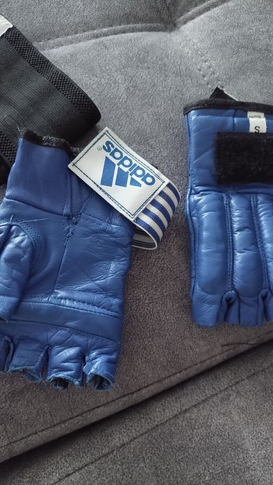 Продам кимоно и защиту!!!