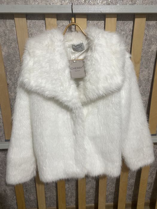 Белая шуба (новая)