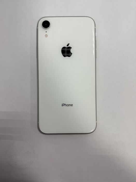 Продам Iphone XR