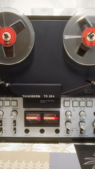 Tandberg TD20 3 capete 4 motoare role mari magnetofon