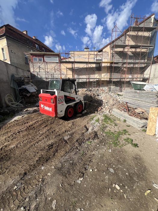 Inchiriem bobcat si miniexcavator