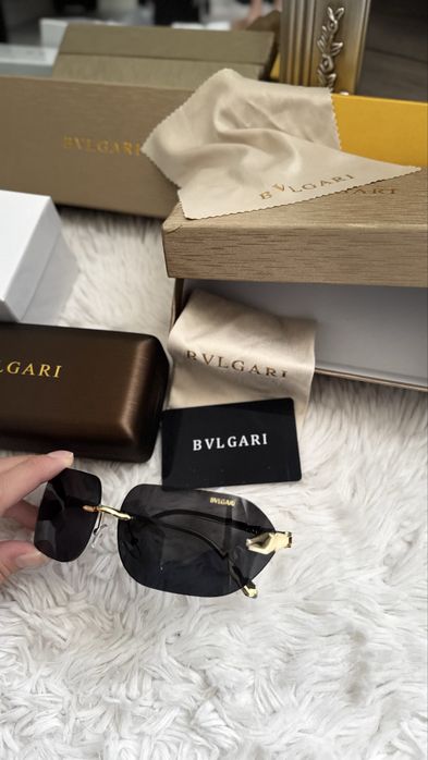 Bulgari слънчеви очила с кутия на марката
