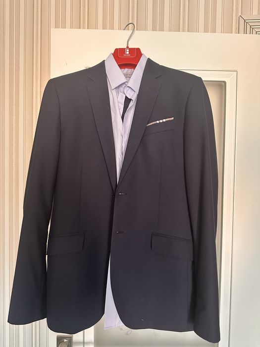 Продам костюм , рост 188