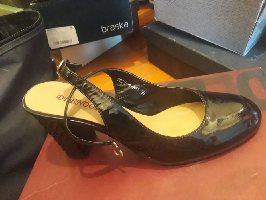 Женский туфли срочно