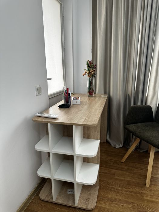 Продам столик для любых целей