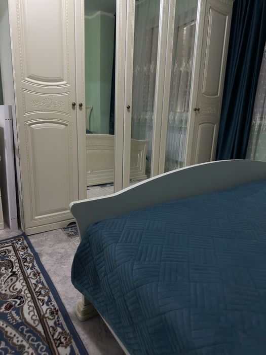 Спальный гарнитур Венера 5д