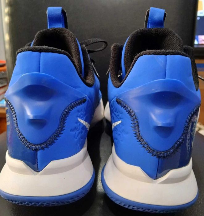 Баскетболни маратонки Nike LeBron Witness 5