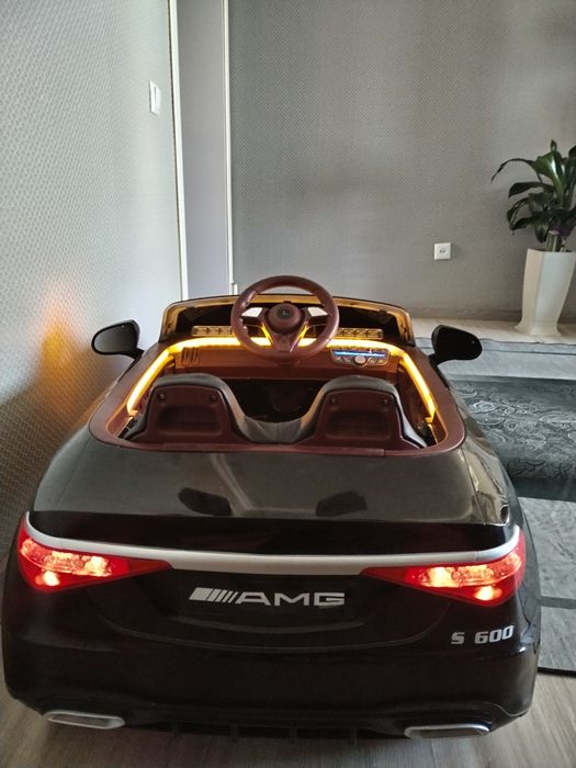 Детская машина с пульт управлением