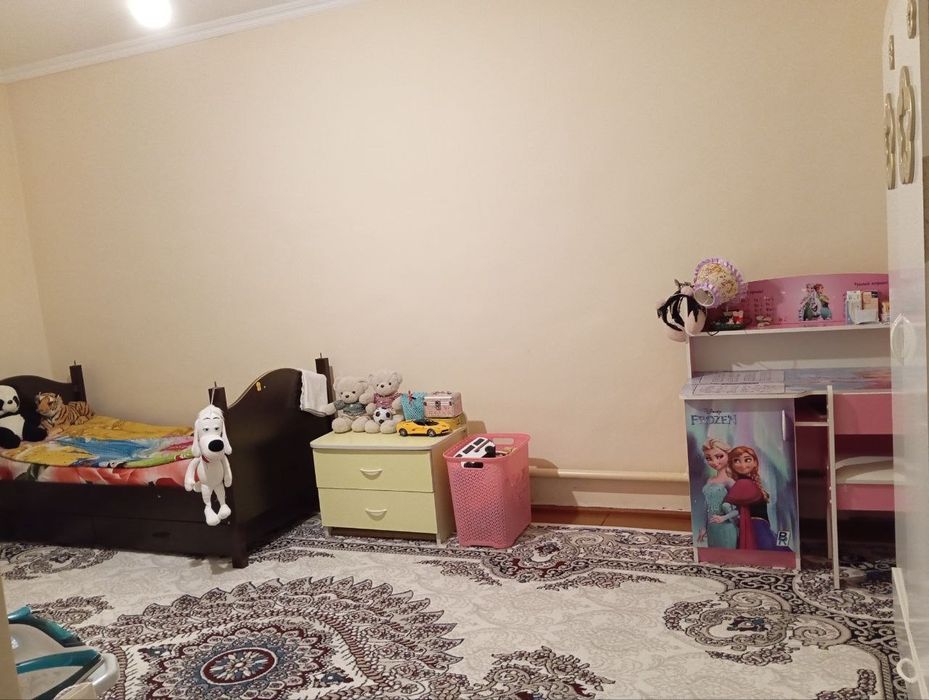 Uchastka sotiladi remonti orta 2.2 kv