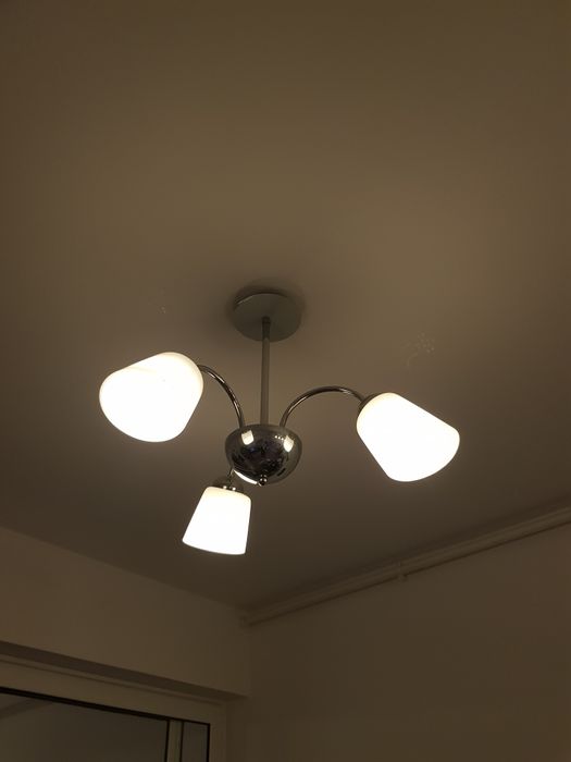 Lustra iluminat, corp iluminat