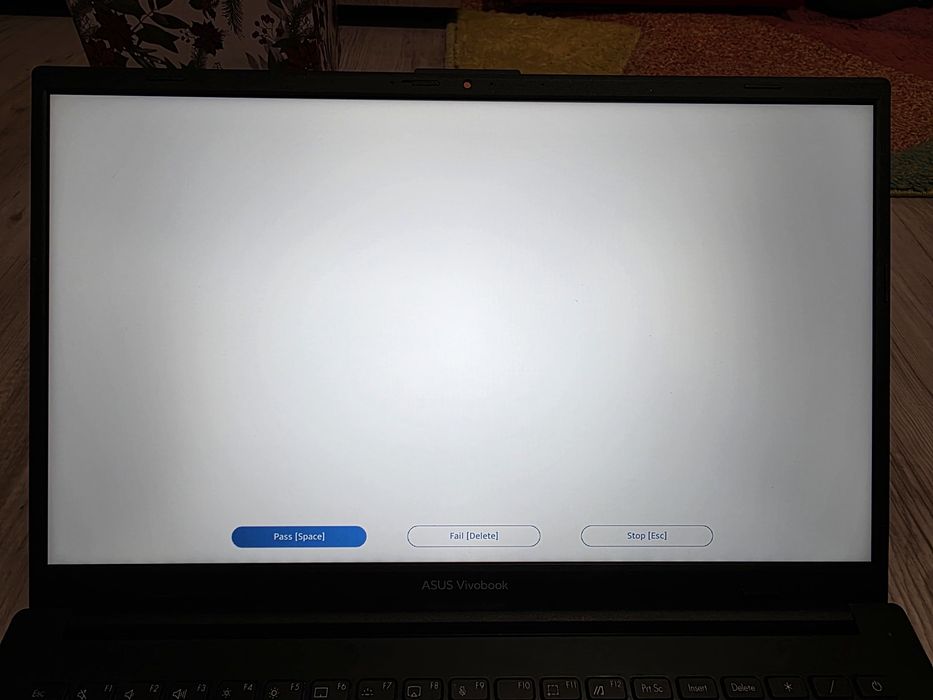 Laptop Asus Vivobook E1504FA