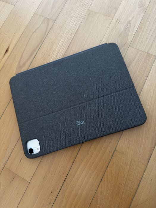 iPad Pro 11" + Apple Pencil 2 + Logi Combo Touch