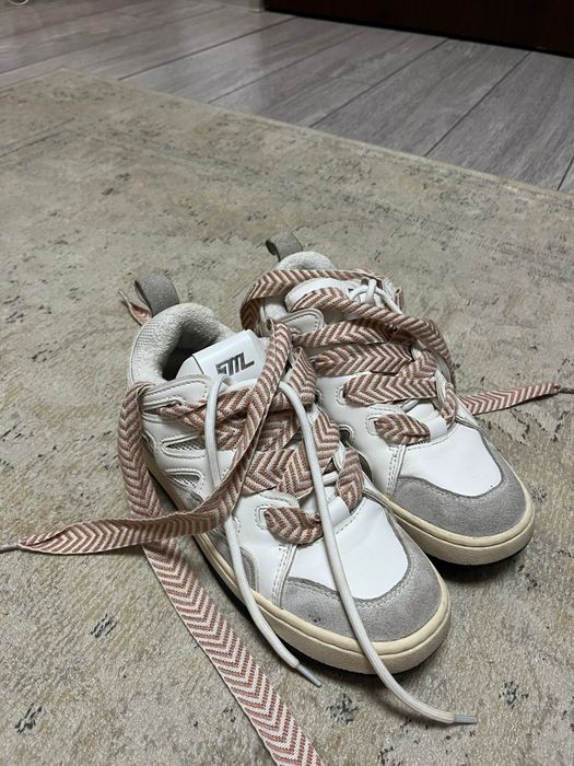 Adidasi Steve Madden