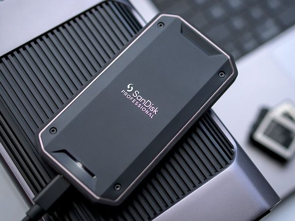 SanDisk professional G40 Pro 2tb thunderbolt SSD extern