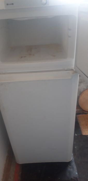 Холоделник маркаси индезит