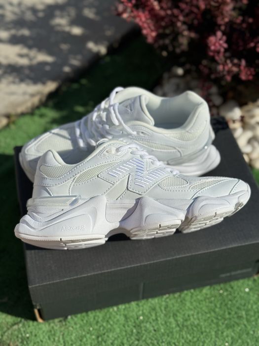 New balance 9060 albi marimea 38 noi