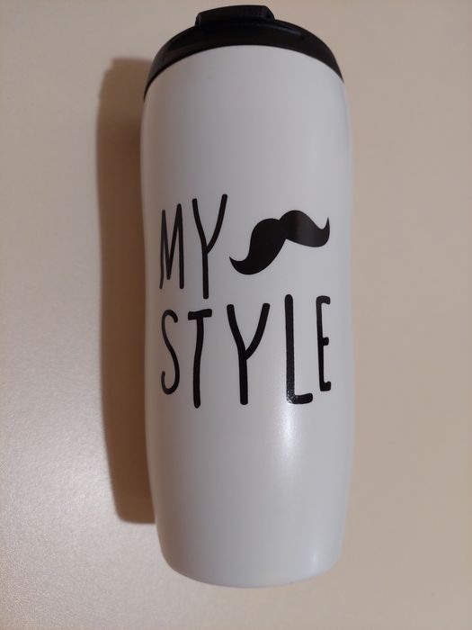 Термос чаша за него