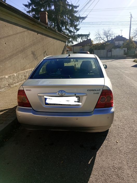 Vând Toyota Corolla