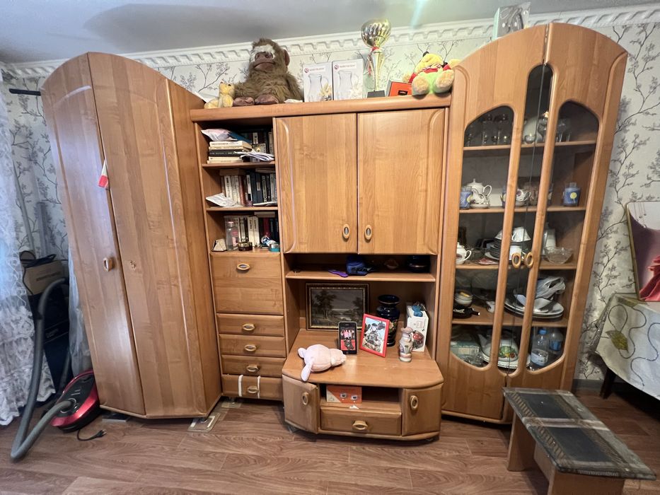 Шкаф-стенка для одежды