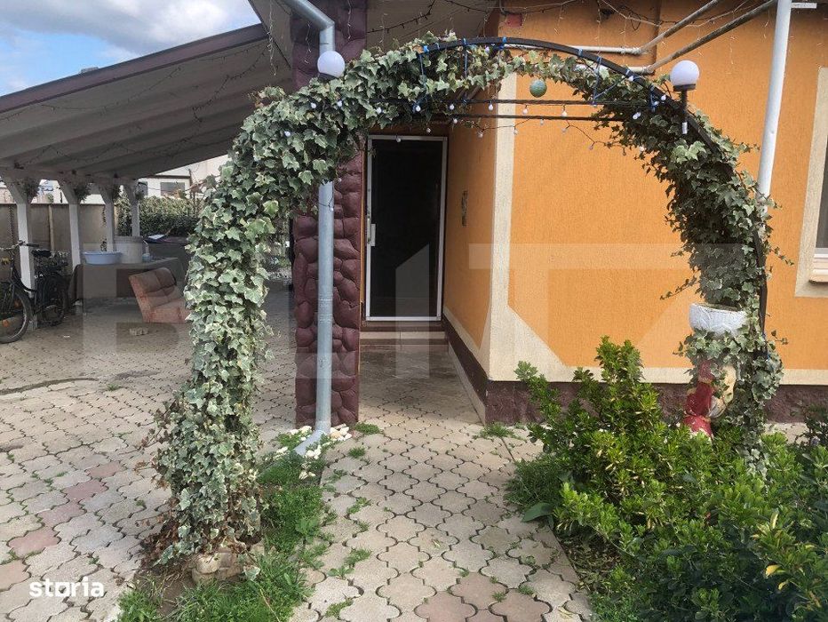 Casa cu 3 camere si anexe, 170 mp, zona Carpati 2