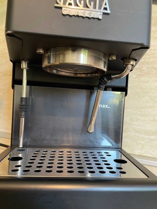 Кафемашина / еспресо Gaggia Classic RI9480 + кафемелачка Gaggia MD15 + премиум аксесоари