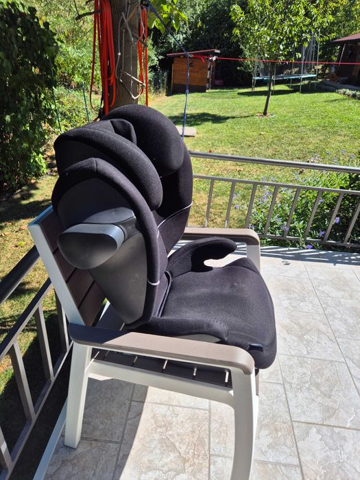 Детско столче за кола Cybex Solution (15-36 кг) с ISOFIX – прилично състояние