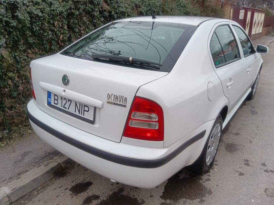 Skoda Octavia Tour 1-1.6MPI-102Cp-2008-Ac.Proprietar în acte