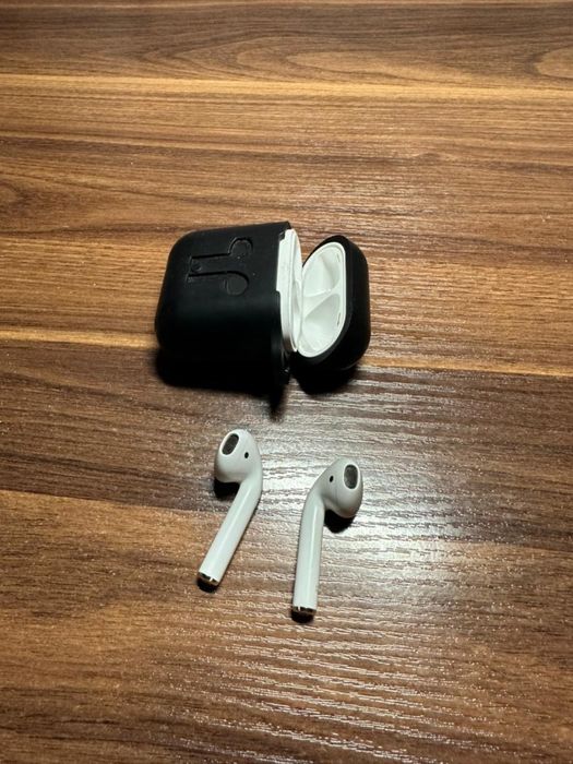 Airpods, один хозяин