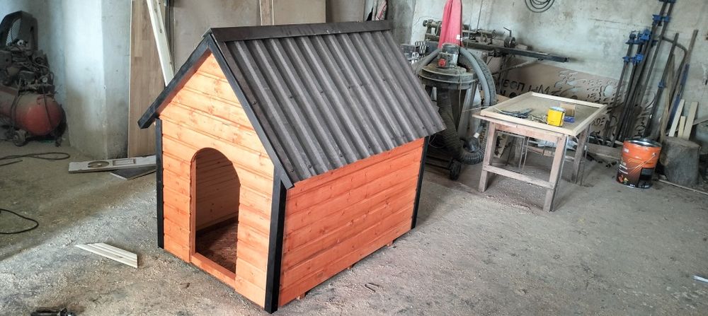 Будка , для собаки большой.