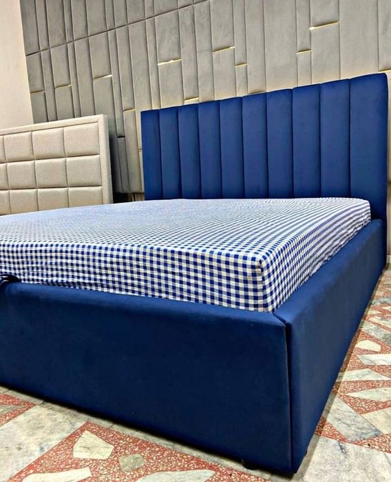 Кровать двуспальная 180х200