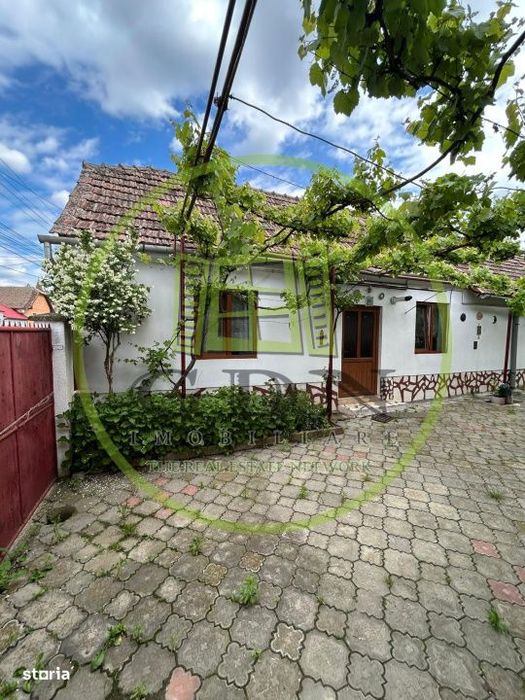 Casa individuala, 6 camere | 2109 mp teren |, Rusi, com. Slimnic, jude