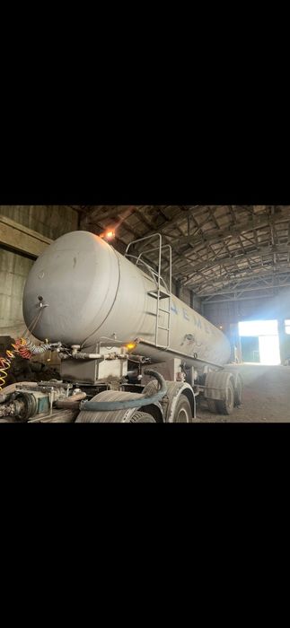 Продам цементовоз