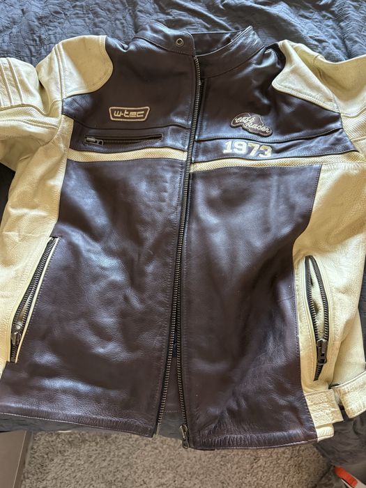 Мото яке  кожено