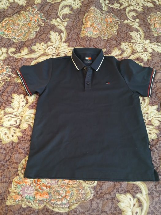 Продам футболку оброшяися