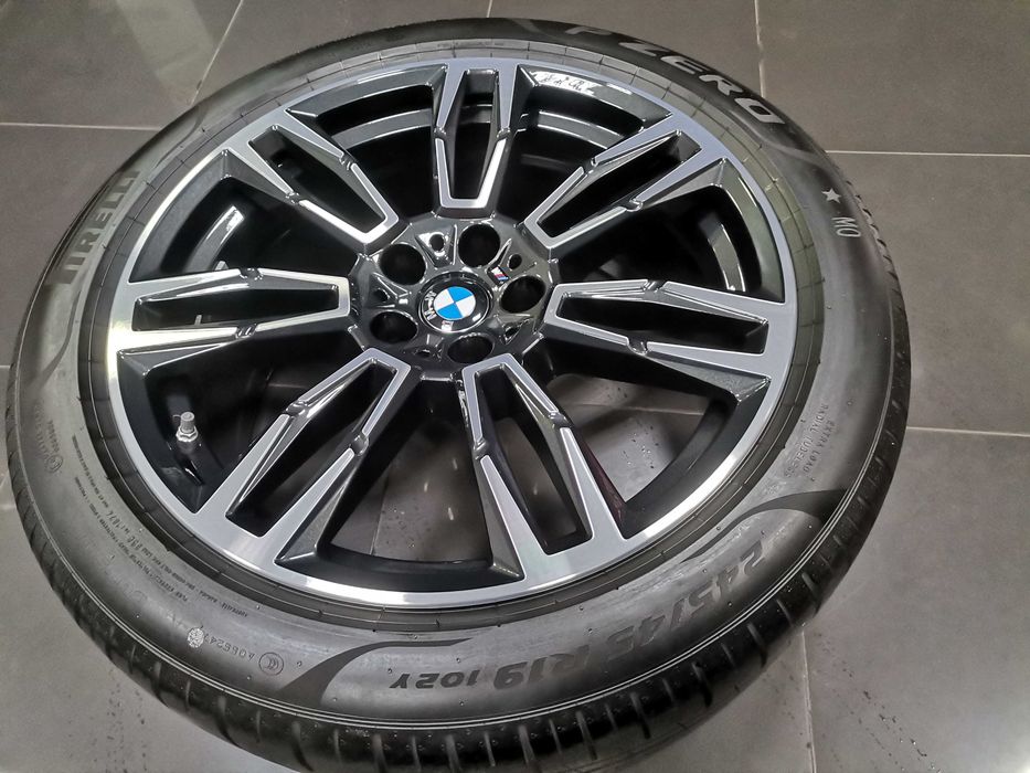 19" Нови OE BMW Джанти Style 935 M Гуми Датчици БМВ 5 G60 G61 i5