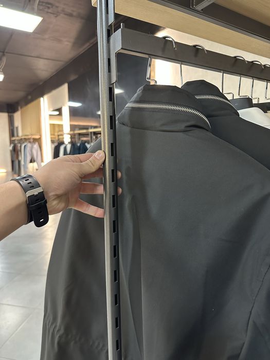 Оборудование для магазина одежды