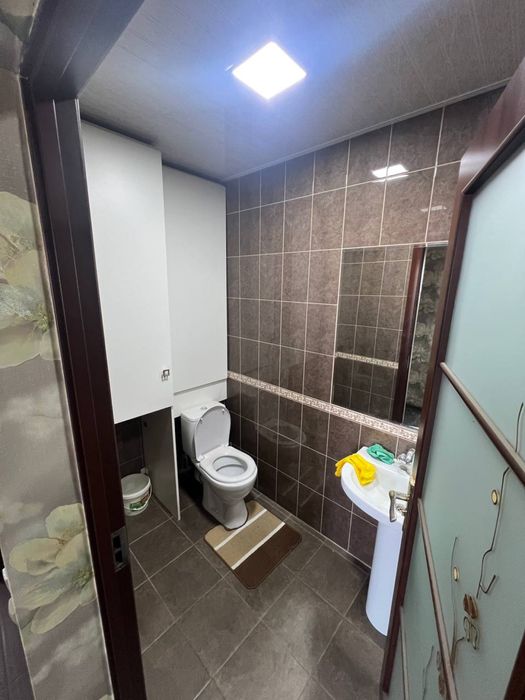 Продается квартира 3 комнатная 4 этаж кирпичный дом 77 серия